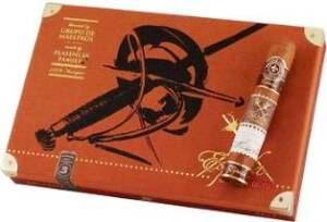 Montecristo Espada Ricasso cigars made in Nicaragua. Box of 10. Free shipping!